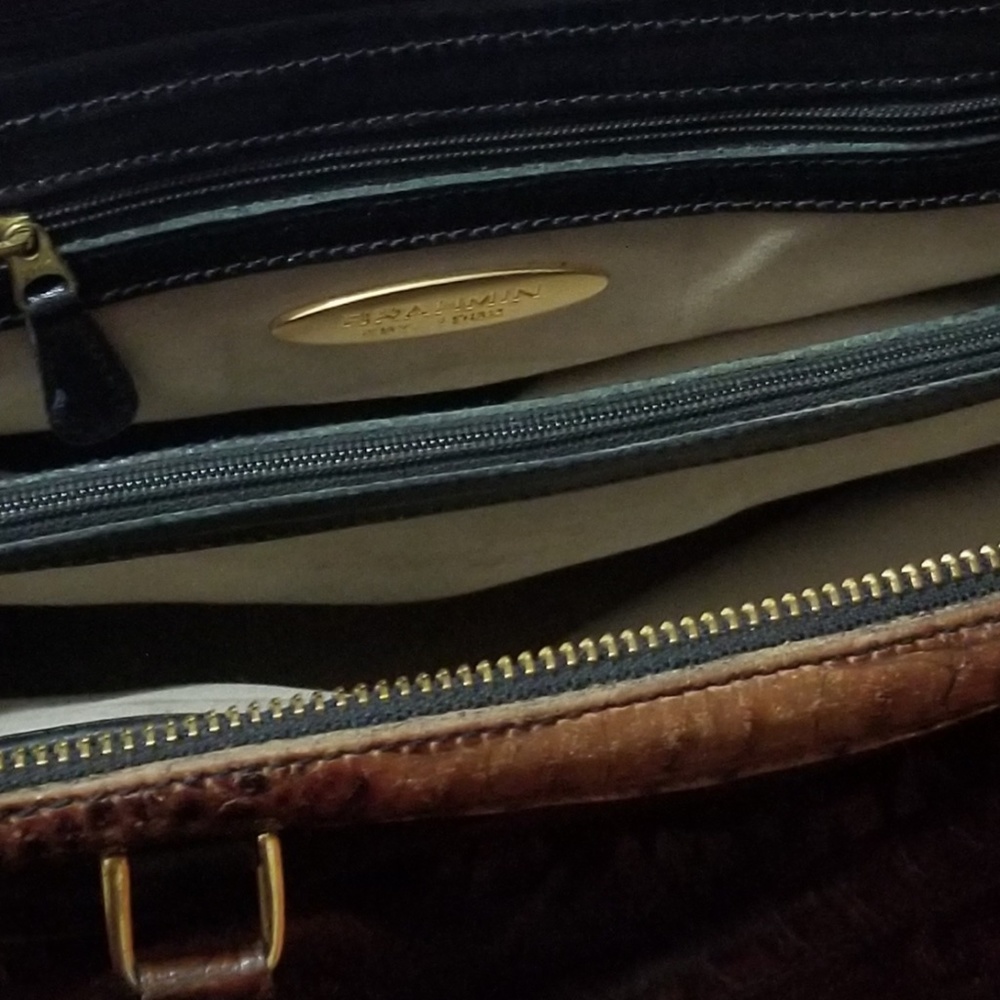 BRAHMIN - Picture 2 of 4